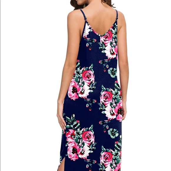 Floral Maxi Dress...WITH POCKETS! - Picture 3 of 3